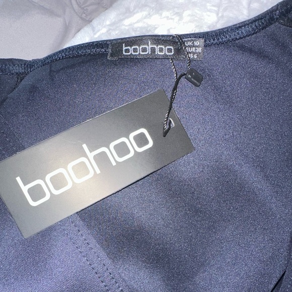 BooHoo Navy Romper - Picture 3 of 3